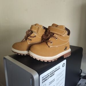 Beverly Hills Polo Club Kids Tan Boots (Unisex)